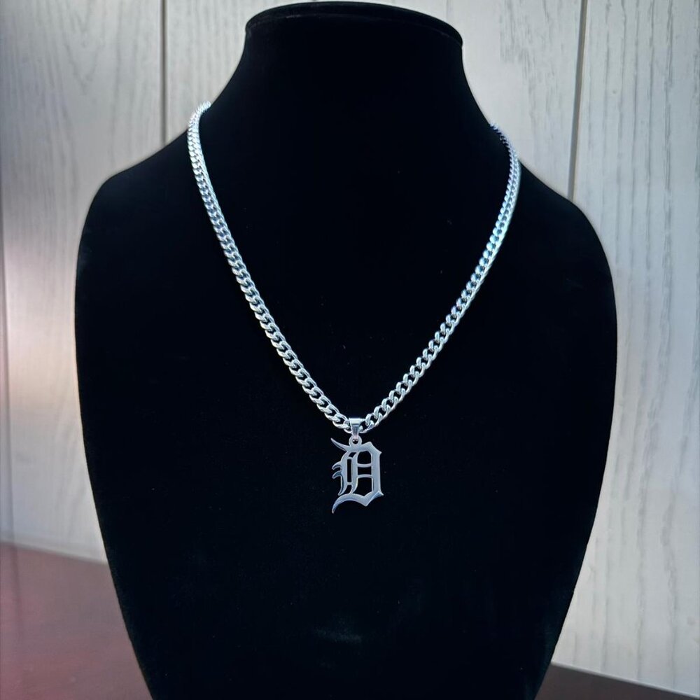 Detroit Tigers Necklace - 5mm Cuban - 22" Silver Chain - MLB - Baseball